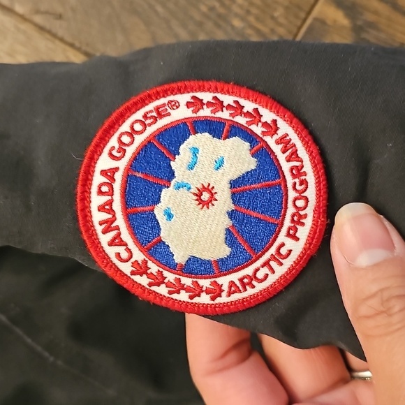 Canada Goose Black Hooded Coat - Picture 2 of 15